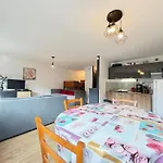 Appartamento Grand 36m² Au Mont-dore, Au Pied Des Pistes, 4 Couchages - Fr-1-415-207 *