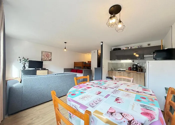 Apartment Grand 36m² Au Mont-dore, Au Pied Des Pistes, 4 Couchages - Fr-1-415-207 *